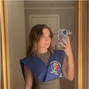 Profesora de Biología graduada por la UAM, imparte clases de forma online o presencial de Biología e Inglés. Primaria y Secundaria